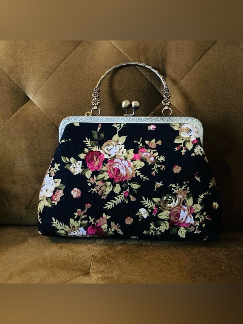 Vintage Floral Top-Handle Crossbody Kiss-Lock Frame Handbag Clutch Black & Pink